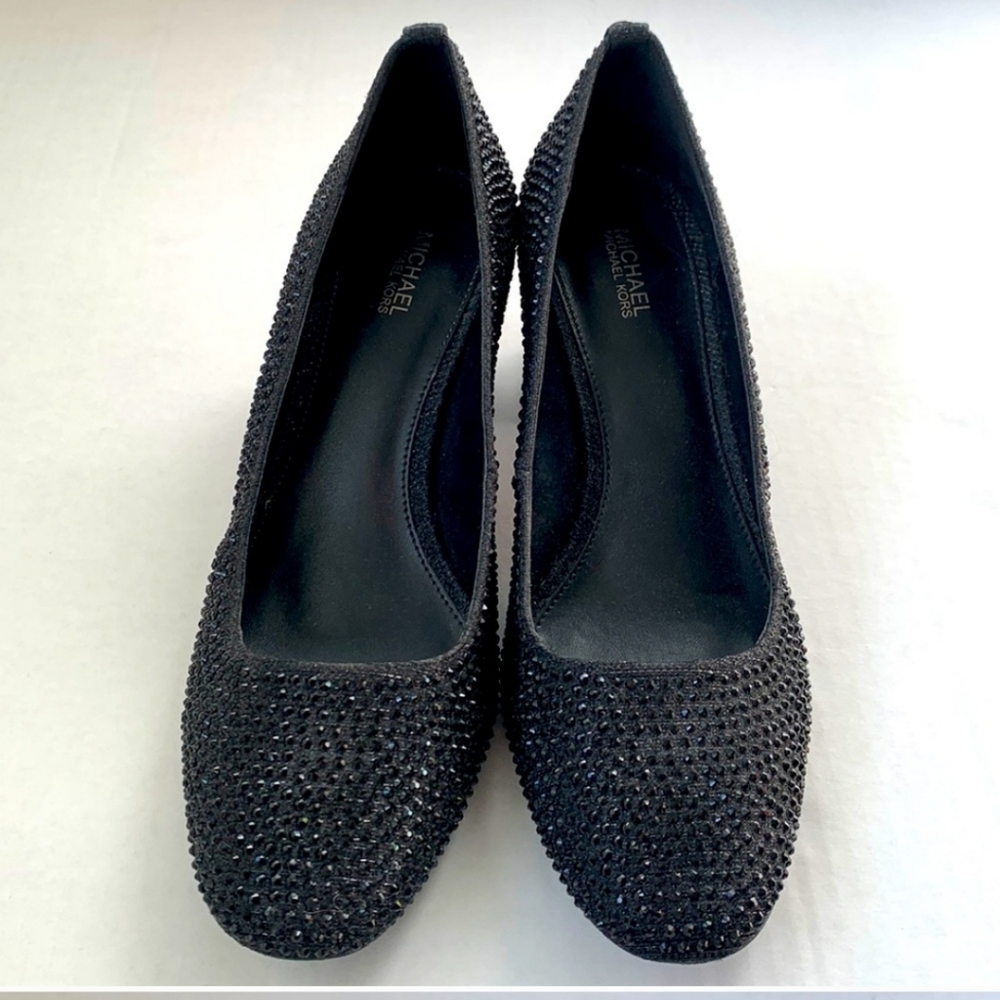 Michael kors women arabelle fabric black diamonds studs. New,.350$ at retail